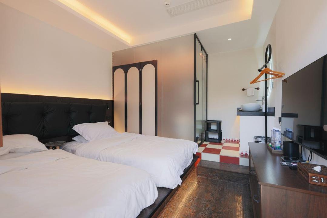 Qintai Tibetan Culture Boutique Hotel Чэнду Экстерьер фото