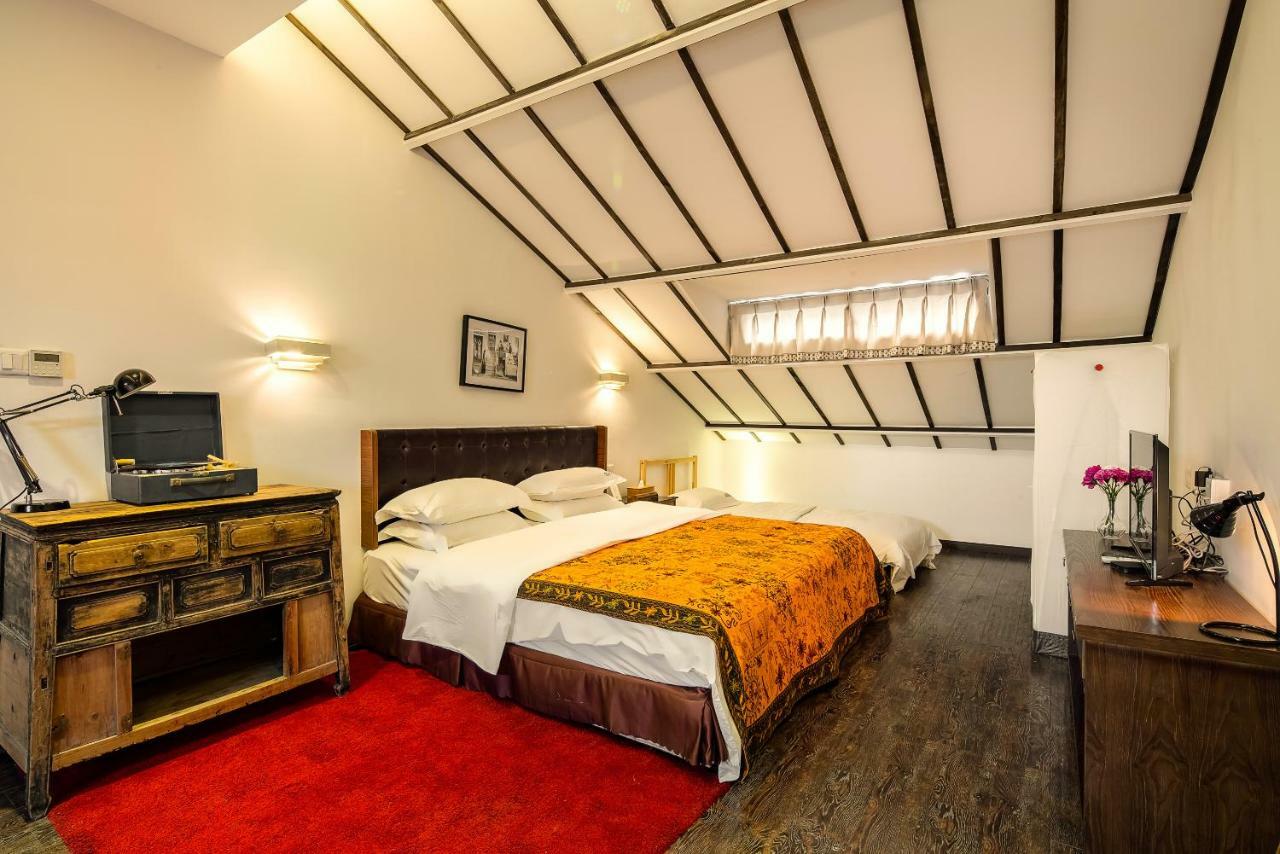 Qintai Tibetan Culture Boutique Hotel Чэнду Экстерьер фото